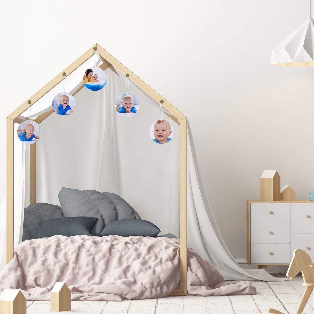 50 Pieces Sublimation Air Freshener Blanks Car Scented Hanging Round Felt Air Freshener White Fragrant Sheets with 100 Pieces Bags and Elastic Rope for Car Interior Use and Decor Maitys