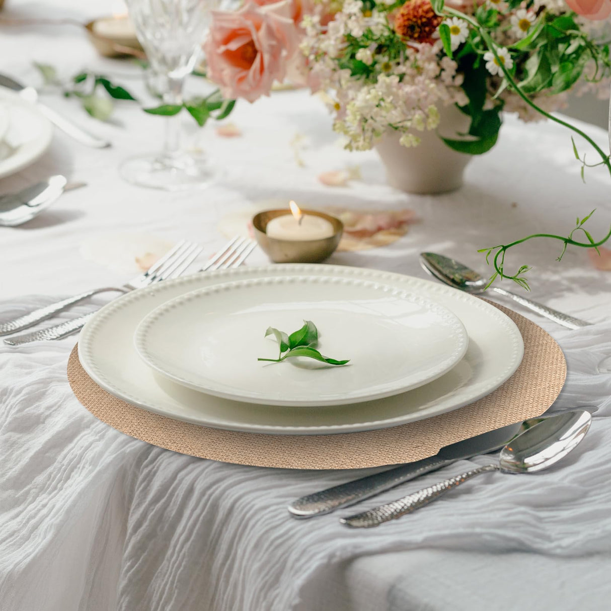 Round Burlap Placemats Set of 30 Boho Braided Table Mats Rustic Farmhouse Woven Placemat Brown Circle Heat Resistant Jute Placemats for Wedding Party Kitchen Dining Table Decor - 12 Inch MAKCNMYM