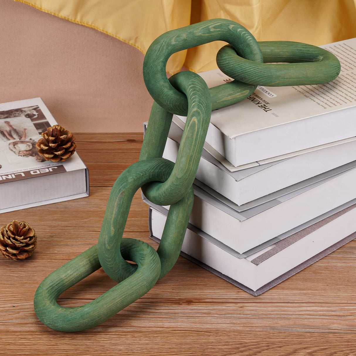 QUEENSDOWN Wood Chain Decor, 5 Link Hanging Ornament for Home, Sustainable Pine Wood, Modern Boho Farmhouse Decor, Rustic Country, Valentine's Day QUEENSDOWN