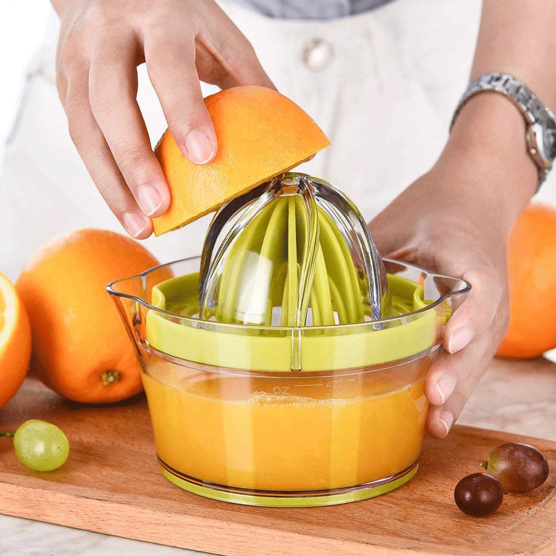 Drizom Citrus Lemon Orange Juicer Manual Hand Squeezer with Built-in Measuring Cup and Grater, 12OZ, Green Drizom