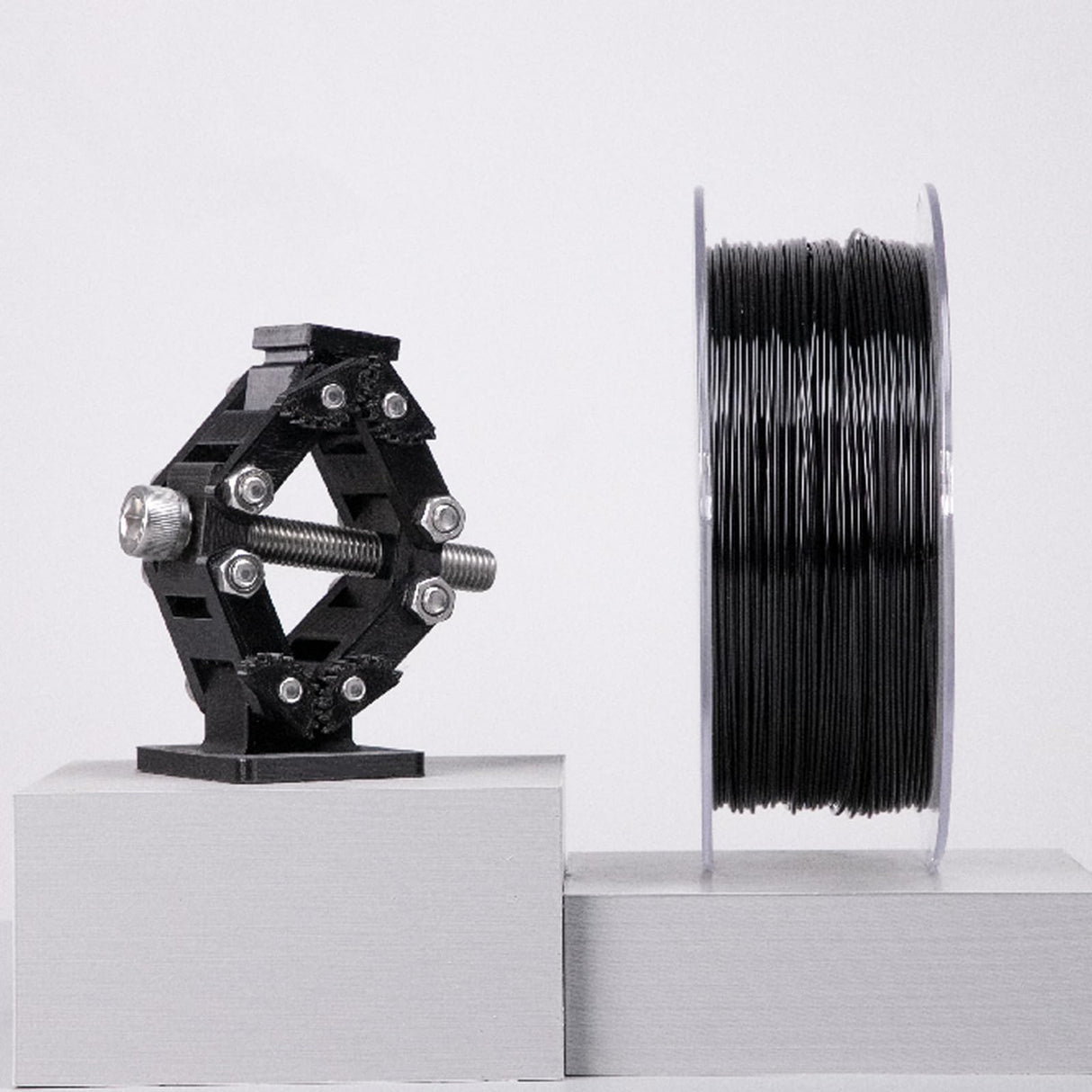 POM Filament, Polyoxymethylene 3D Printer Filament 1.75mm 1kg Spool, High Hardness, High Rigidity (Black) Spriour