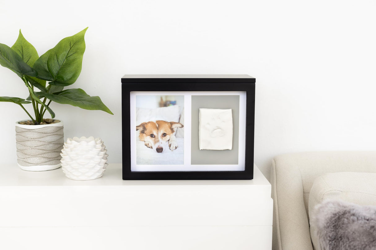 Pearhead Pet Memory Box & Urn – Solid Wood, Black Finish, Personalized Keepsake with Clay Paw-Print Kit & 4" × 6" Photo Frame – Holds Ashes, Collars, Special Toys & Memories Pearhead