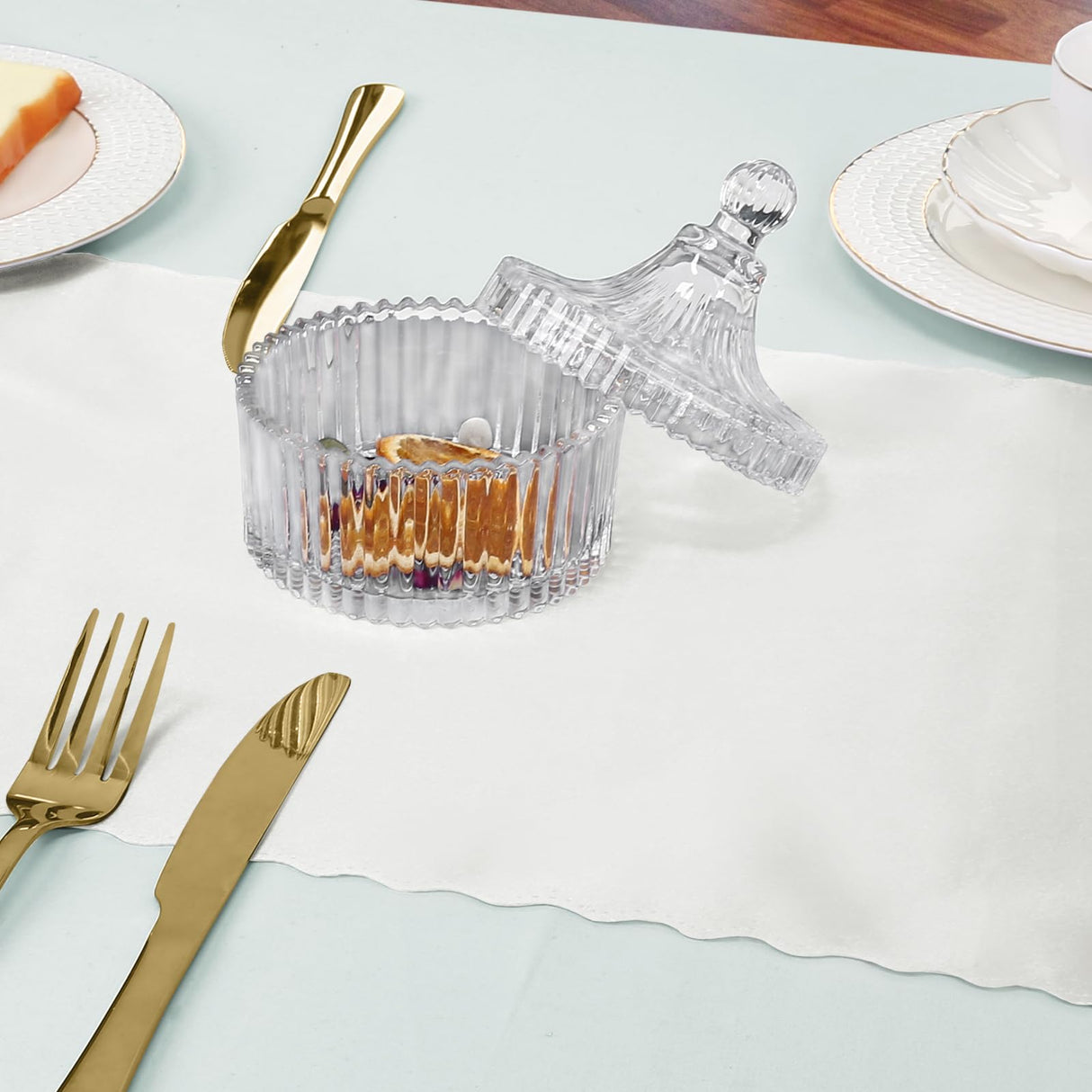 Eychei Set of 5 White Satin Table Runners, 12" x 108" Long Bright & Smooth Table Runner with Scalloped Edges, Satin Table Cloth Table Runner Decor for Wedding, Party, Banquet Eychei