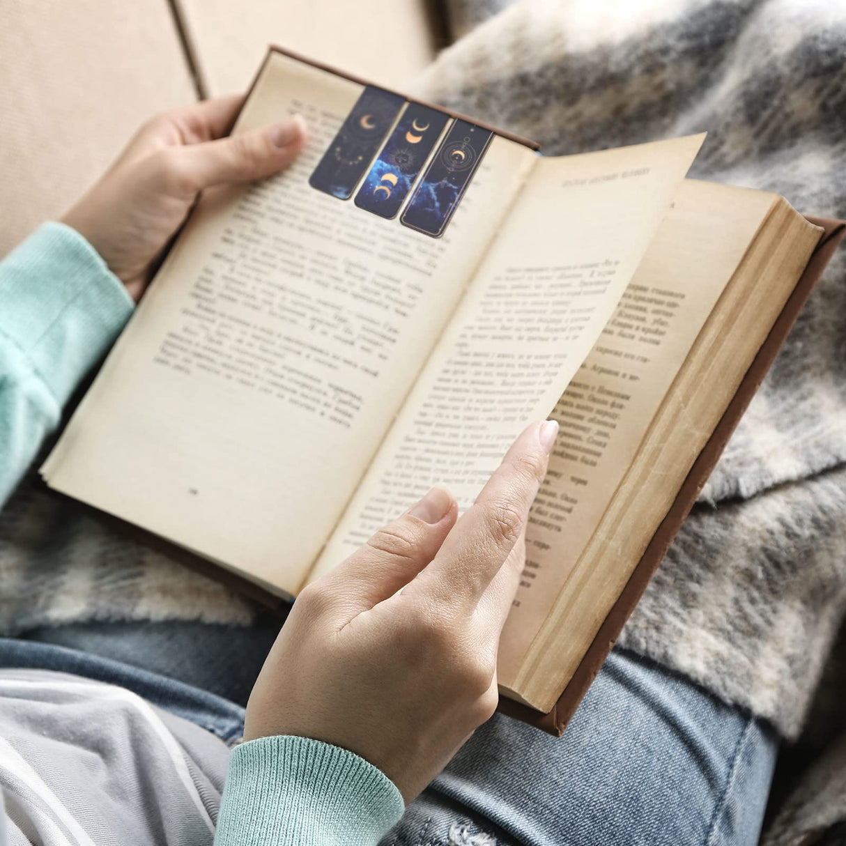 30 Pieces Space Moon Magnetic Bookmarks Galaxy Bookmark Starry Sky Clip in Bookmark Page Book Marker for Kids Teens Students Teachers Reading School Library Office Accessories, 10 Styles Sinmoe