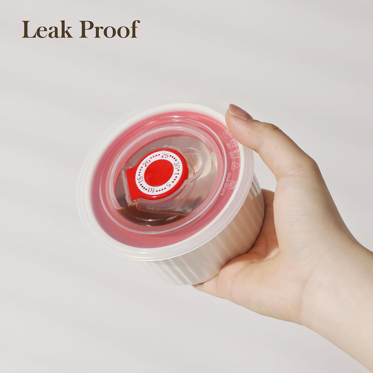 MALACASA Ramekins with Lids 8 oz - Set of 6, White Porcelain Creme Brulee Souffle Ramekins with Covers, Ceramic Custard Cups for Baking, Dishwasher and Oven Safe, Series RAMEKIN-DISH MALACASA