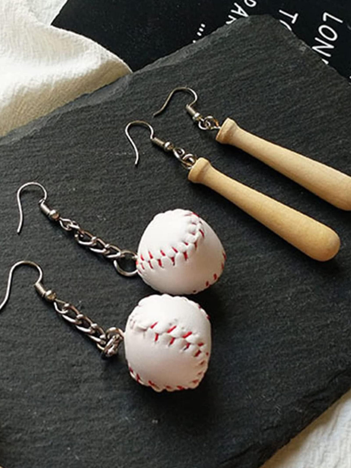 Baseball Earrings for Women 3D Leather Baseball Drop Dangle Earrings Baseball Bat Drop Earrings Baseball Jewelry Baseball Player Gifts Frodete