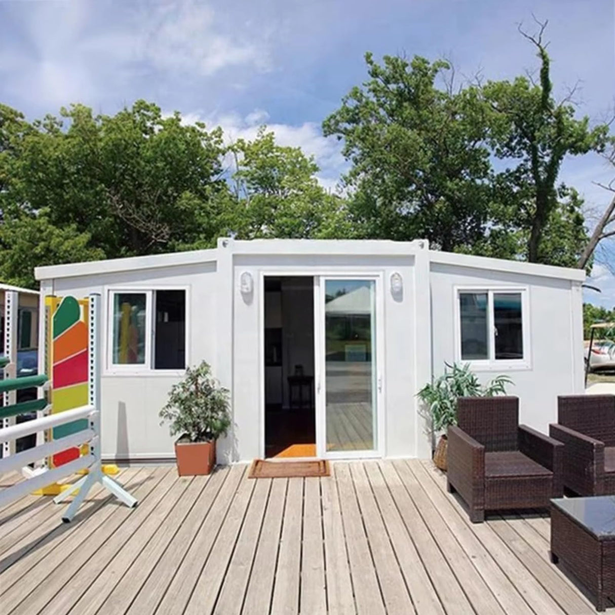 Modern Prefab Tiny Home Portable Container House Prefab Kit 20ft 30ft 40ft Optional 2/3/4 Bedroom Foldable Modular Home for Adult Living Generic