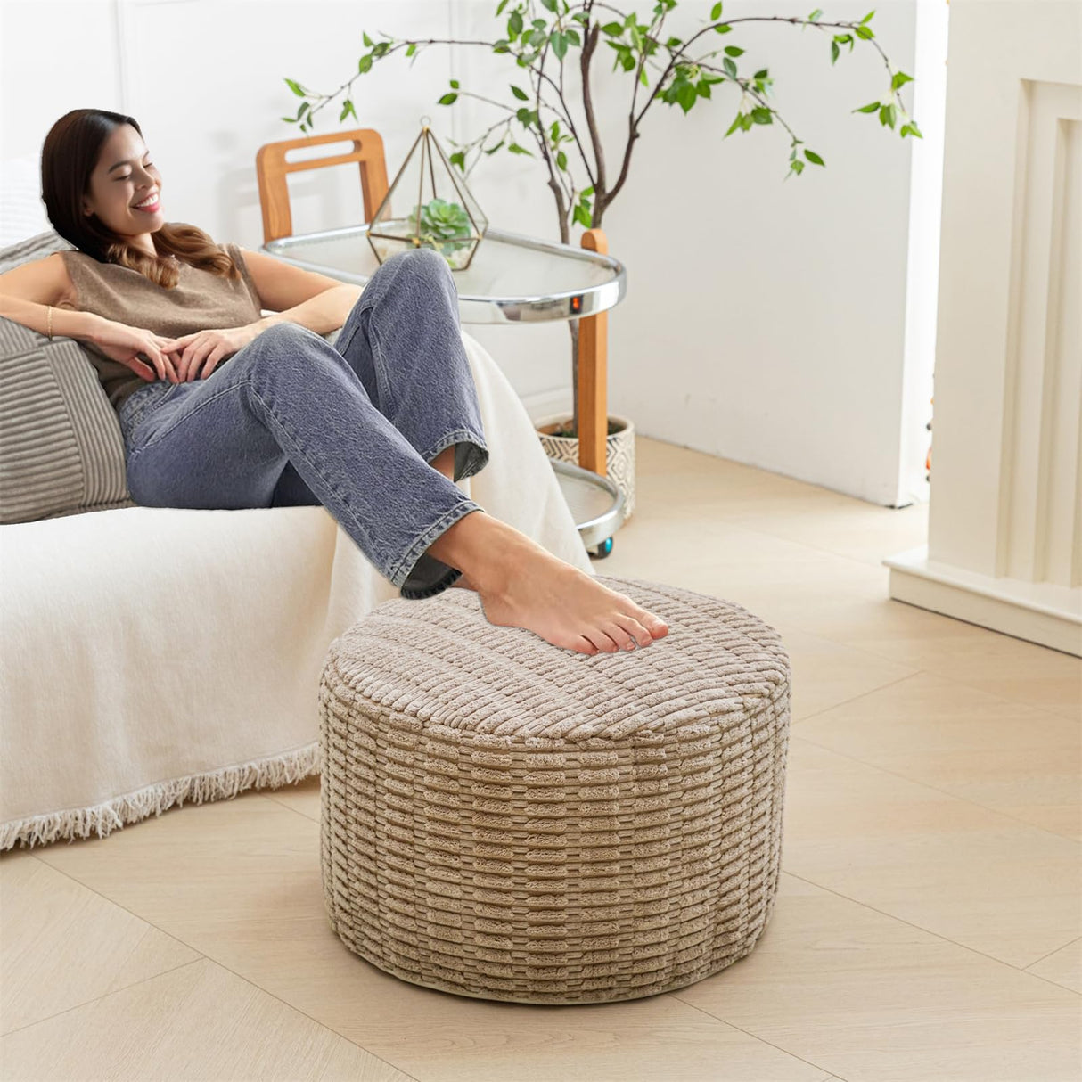 Asuprui Pouf Ottoman Stuffed Round Modern Foam Filled Ottoman Foot Rest Foot Stool Poufs for Living Room Chair Foot Stool Decorative Boho Foot Stool for Wedding Christmas Party Asuprui