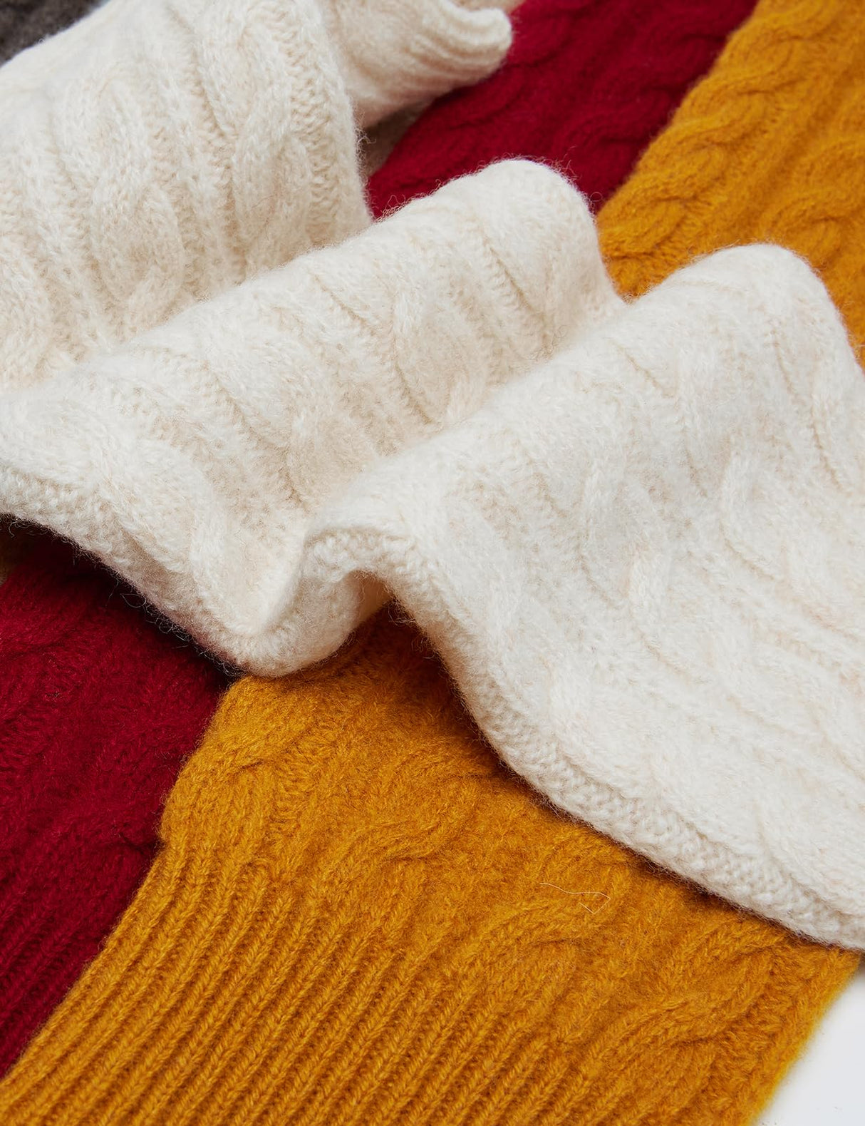 TEHETE 100% Merino Wool Yarn for Knitting 3-Ply Luxury Warm Soft Lightweight Crochet Yarn (Beige) TEHETE