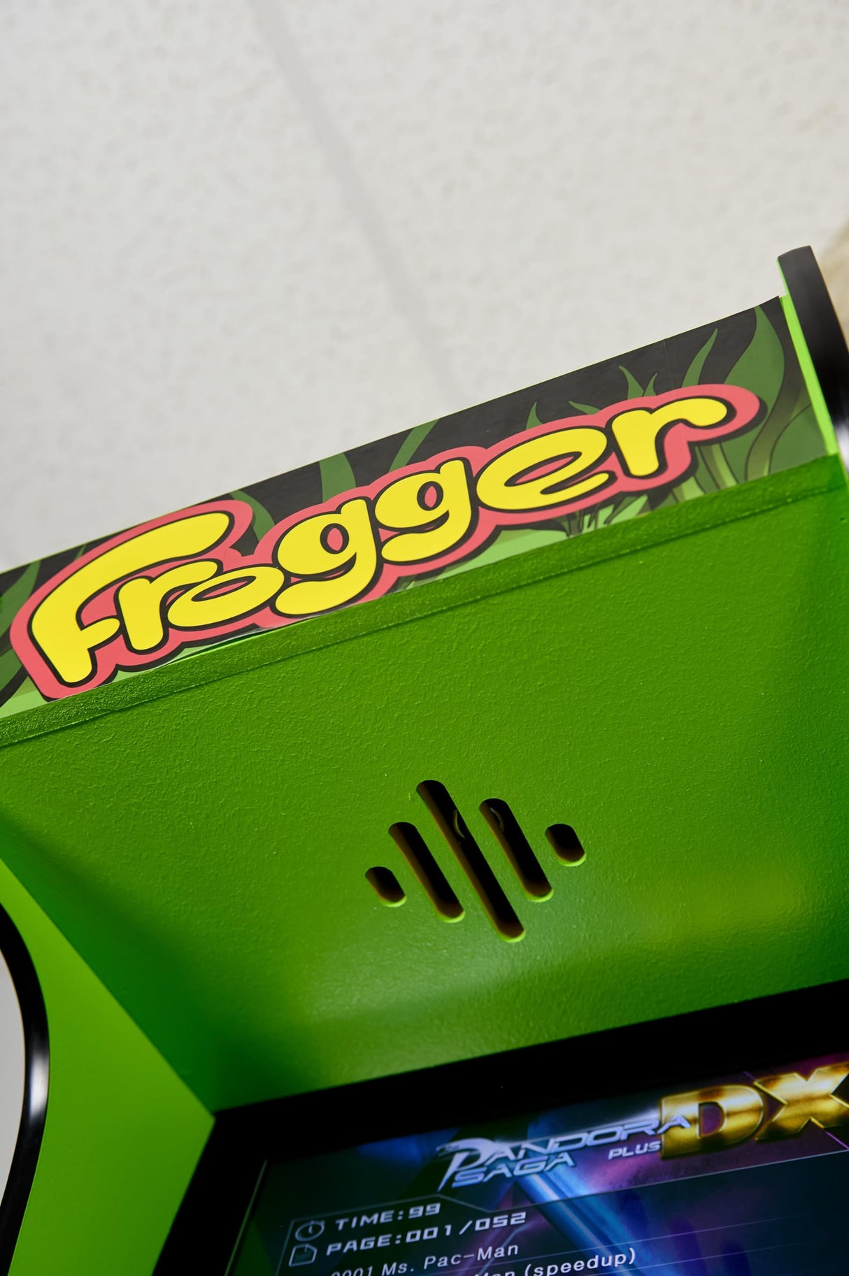 Doc and Pies Arcade Factory Classic Home Arcade Machine - Tabletop and Bartop - 412 Retro Games - Full Size LCD Screen, Buttons and Joystick (Green) Doc and Pies Arcade Factory