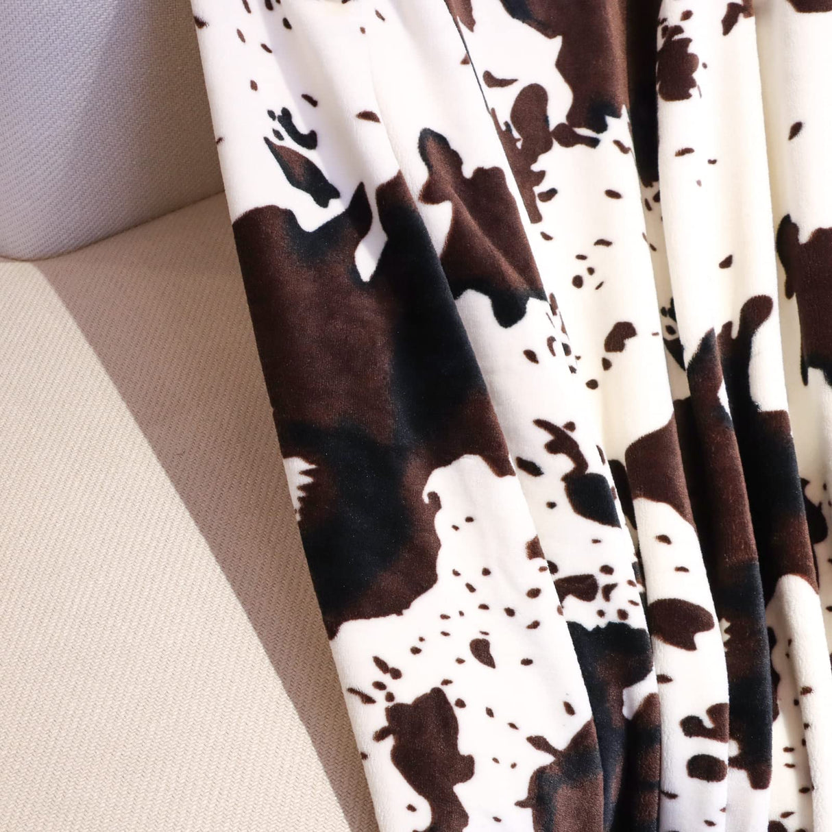 Cow Print Blanket Soft Fleece Flannel Cozy Cute Cow Blankets Warm Plush Lightweight Throw Blanket All-Season for Couch Sofa Bed Cow Blankets and Throws for Adults Kids Boys Teens Gifts 50"x60" HSEEC