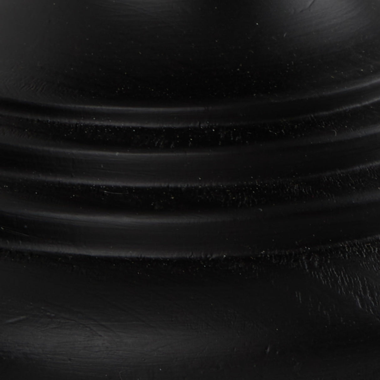 Deco 79 Wooden Decorative Candle Holder Chain Link Candle Stand, Set of 3 Candlestick Holder 13", 11", 9" H, Black Deco 79