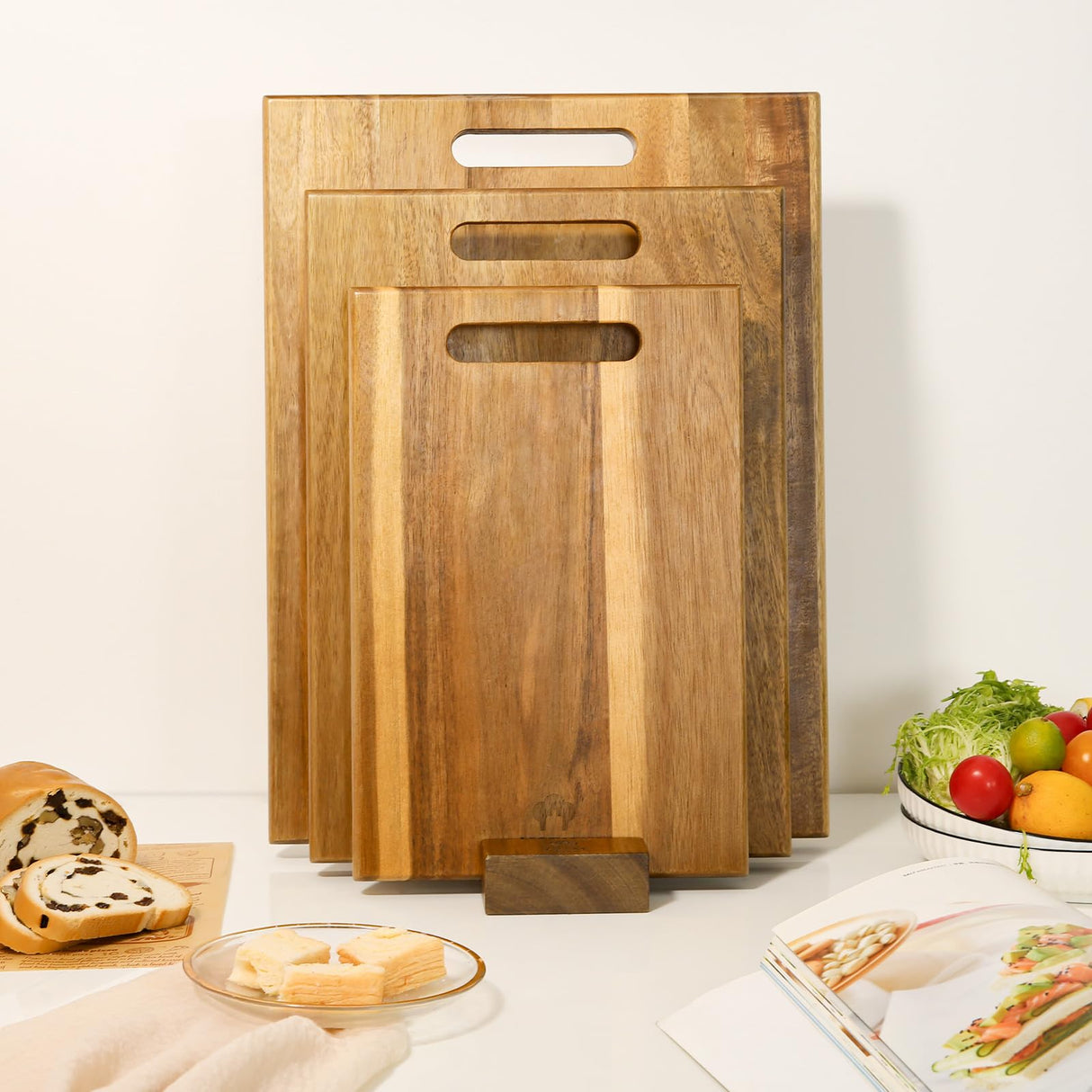 YSTKC Acacia Wood Cutting Boards Set of 3 PCS for Kitchen, Large Wooden Cutting Board Set with Handle, Thick Chopping Board, Butcher Block Wooden Trays for Meat, Fruit Vegetable and Cheese YSTKC