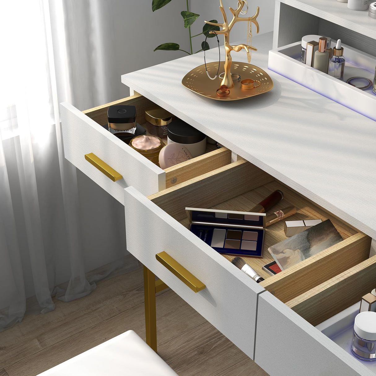 Vanity Table with Lighted Mirror, 3 Drawers Makeup Desk Dressing Table with Lots Storage Vanity Set with Wider Cushioned Stool for Bedroom (White) Panana