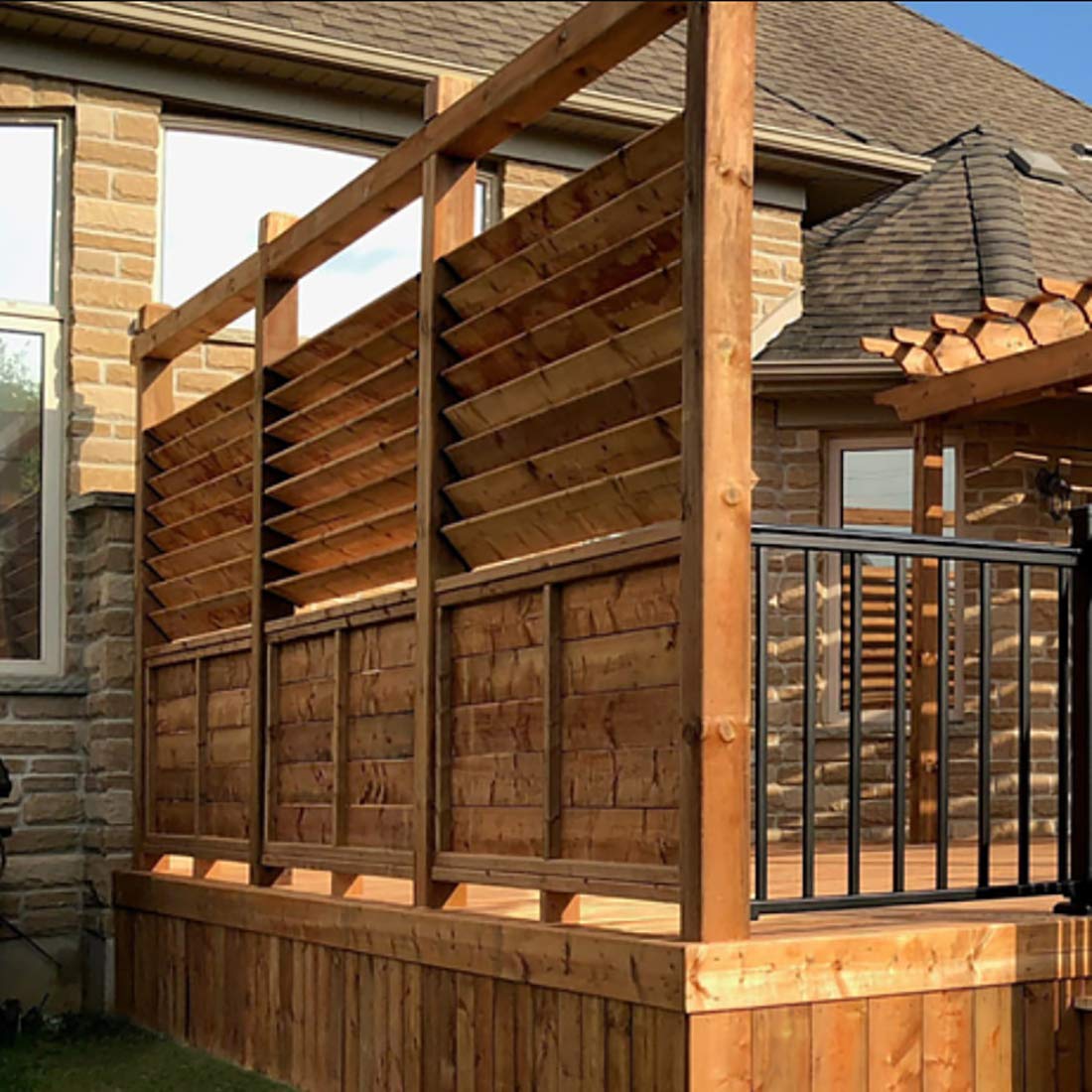 Nuvo Iron LSB48 Hardware System-Holds up to 11 Boards Louver, Black Nuvo Iron