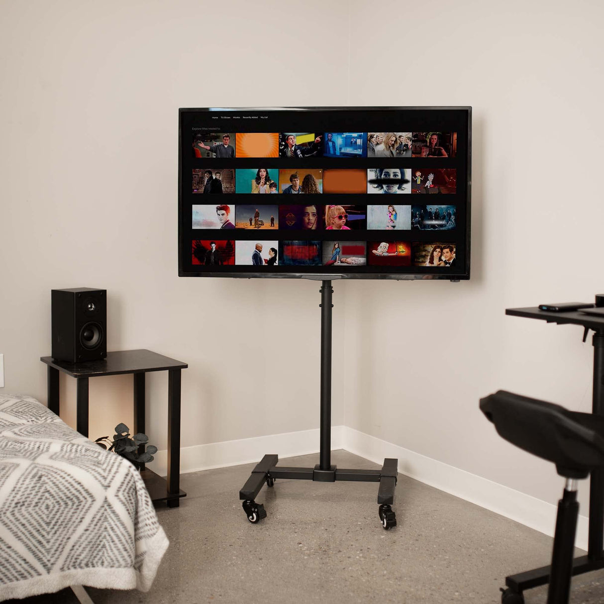 VIVO Mobile TV Display Stand for 13 to 42 inch LED LCD Flat Panel Screens, Rolling Floor Stand Height Adjustable Mount with Wheels STAND-TV07W VIVO