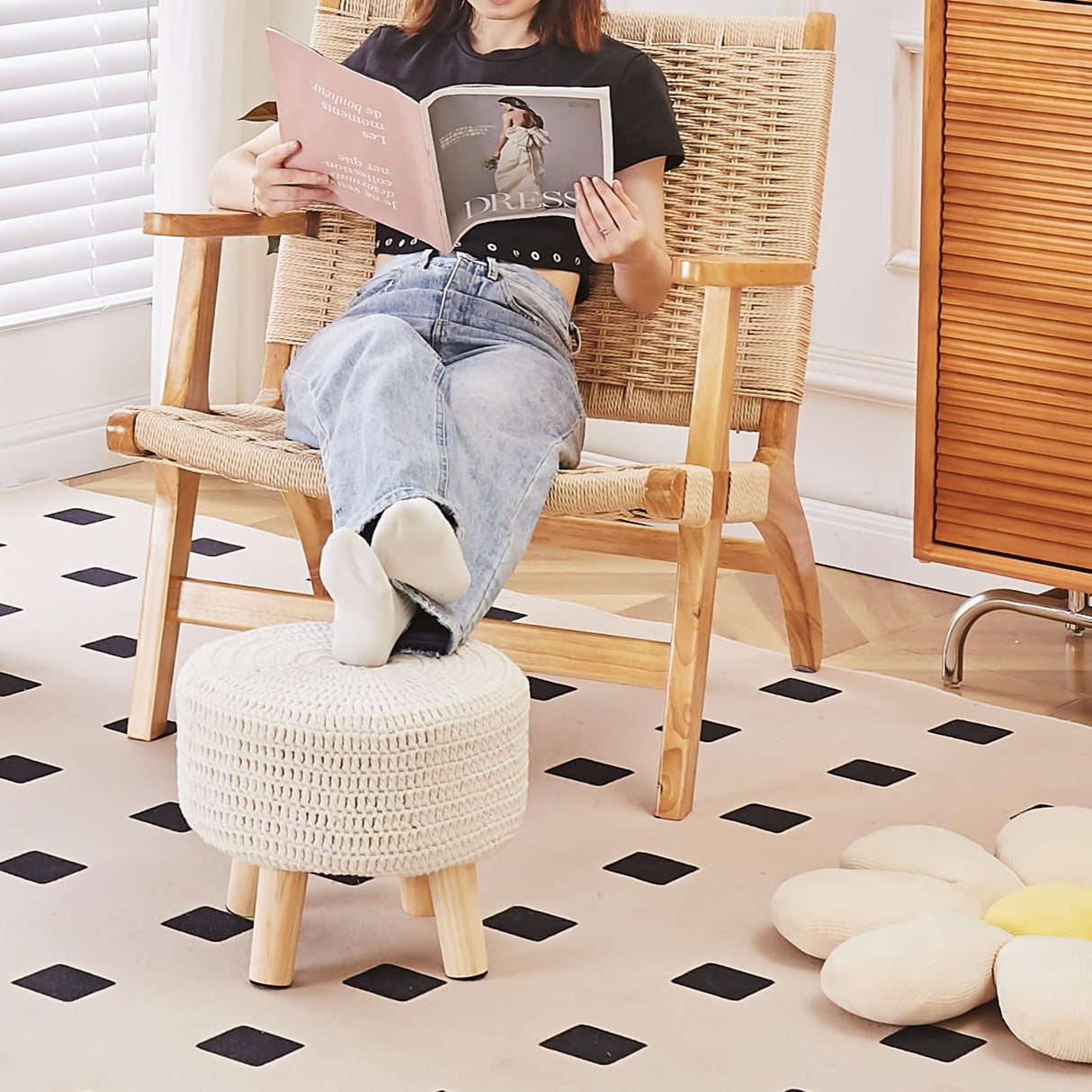 Wimarsbon Pouf Ottoman, 100% Cotton Knitted Boho Footstool, Round Footrest with Non-Skid Wood Legs, Home Décor Handmade Pouffe, Leisure Floor Step Stool for Living Room (Beige) Wimarsbon