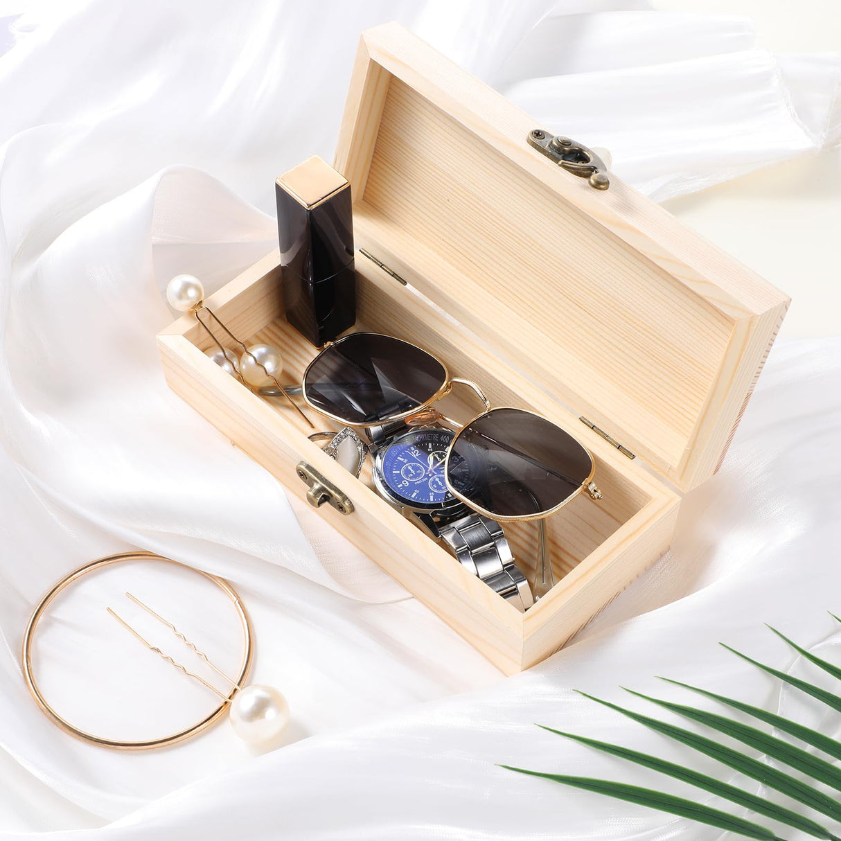 AHQiZFX 1 Pack Unfinished Wooden Box with Hinged Lid and Front Clasp, Unpainted Wooden Jewelry Box for DIY Art Project Crafts Woodcraft Keepsake Jewelry Plain Pine Box (7"x3.2"x2") AHQiZFX