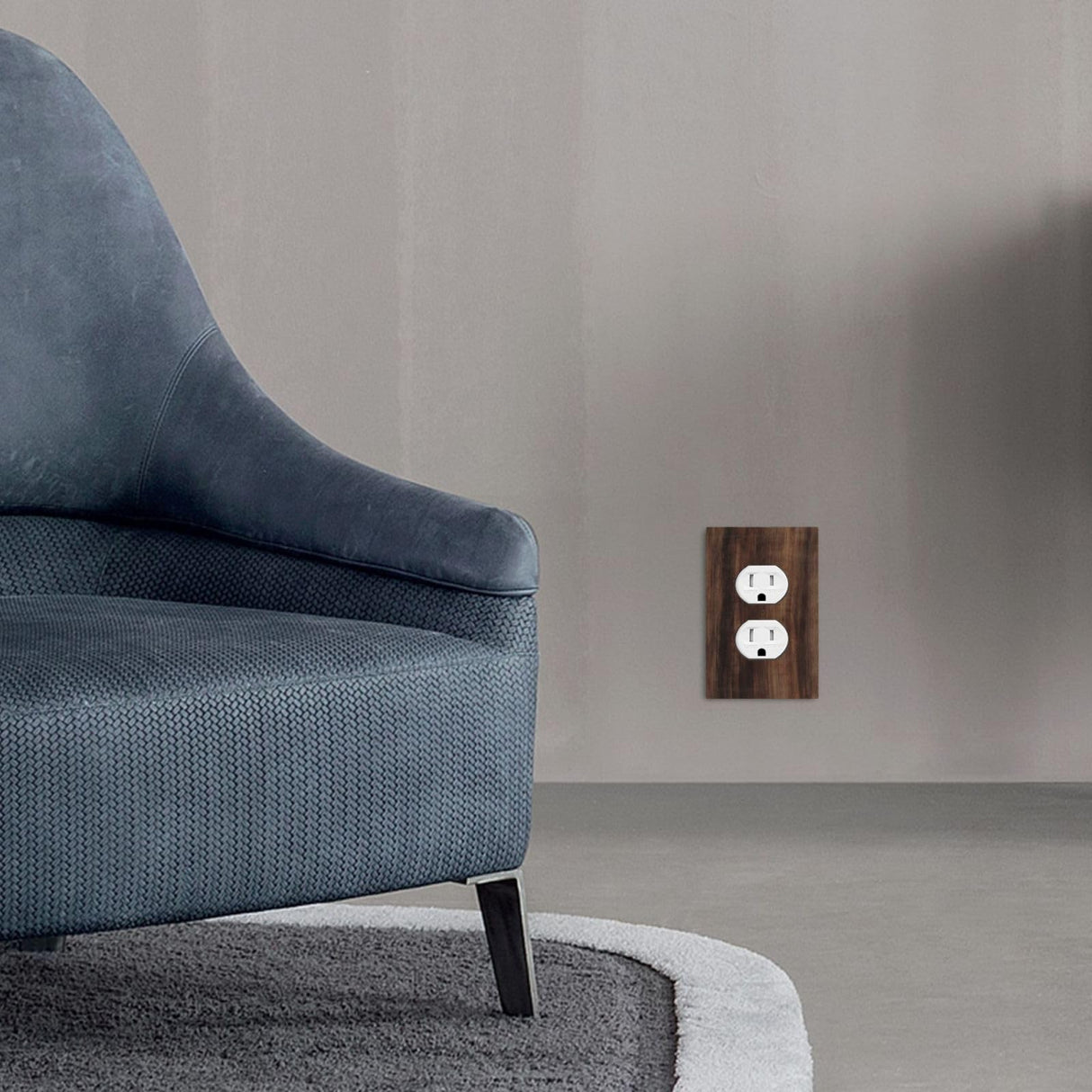 VGHOKO Outlet Covers Rustic Farmhouse Brown Wood Barn Door Decorative 1 Gang Duplex Light Switch Cover Plate Receptacle Wall Plate Electrical Switch Plate Covers for Bathroom Decor VGHOKO