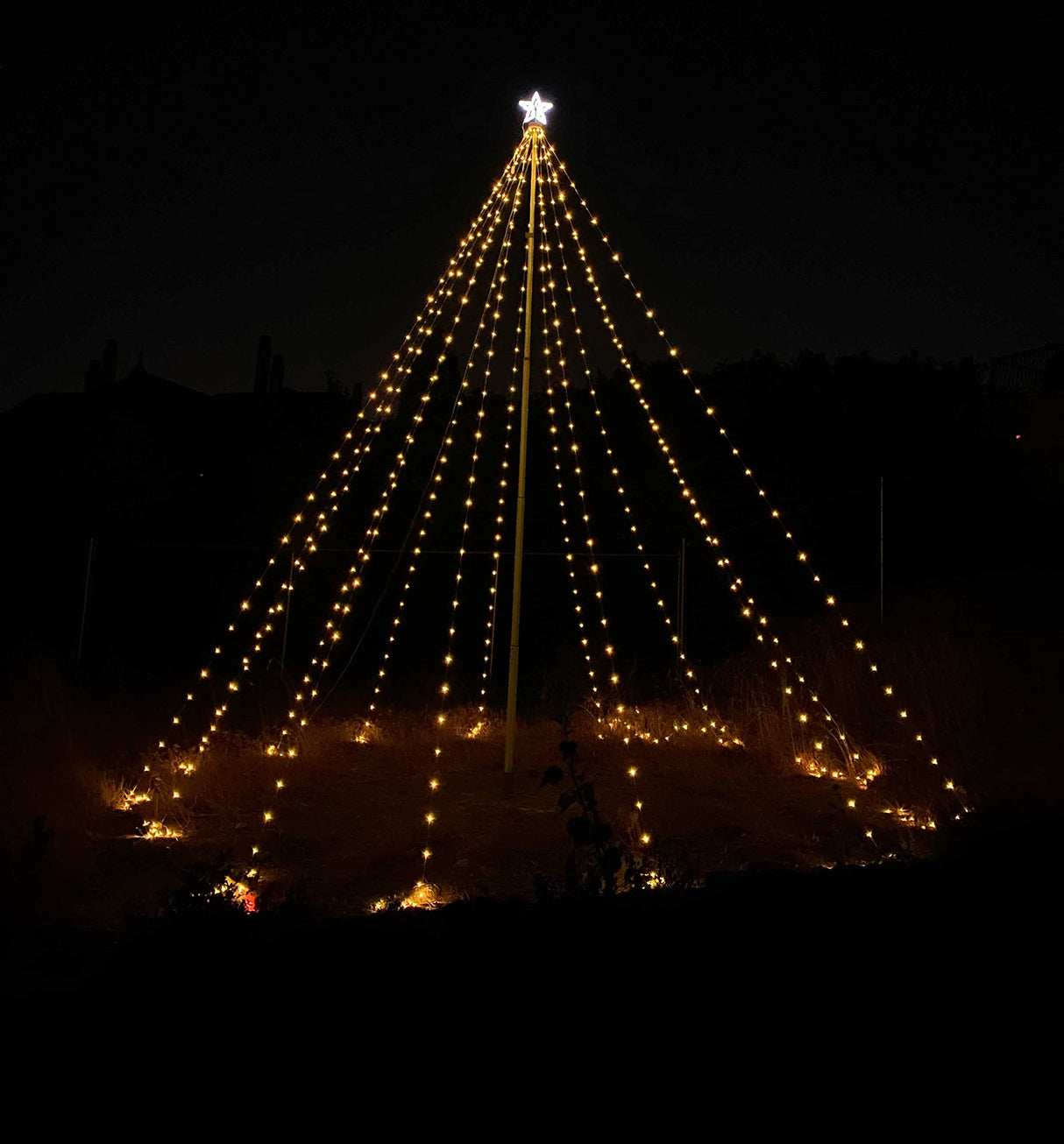Service First Dreamlight V3 Flagpole Christmas Tree LED Light Kit for use with 20FT to 30FT flagpoles Service First