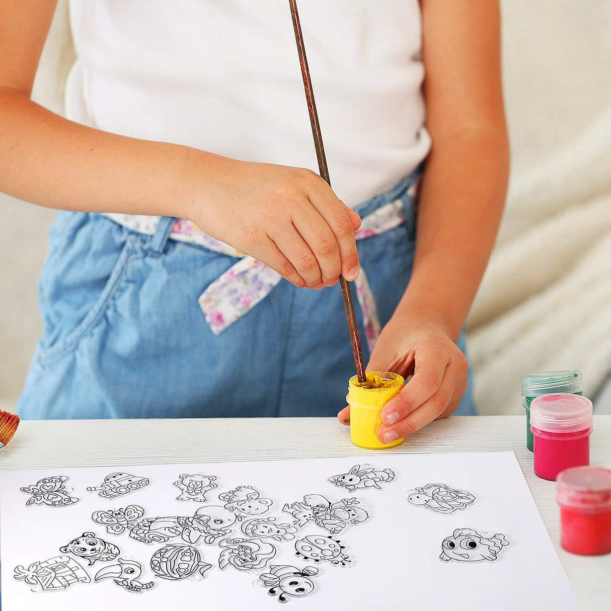 WILLBOND 24 Pieces Sun Catchers Craft Assorted Sun Catcher Kits for Art Window SunCatchers with 24 Pieces Suction Cups for Painting Crafts Christmas Home Decor Supplies WILLBOND