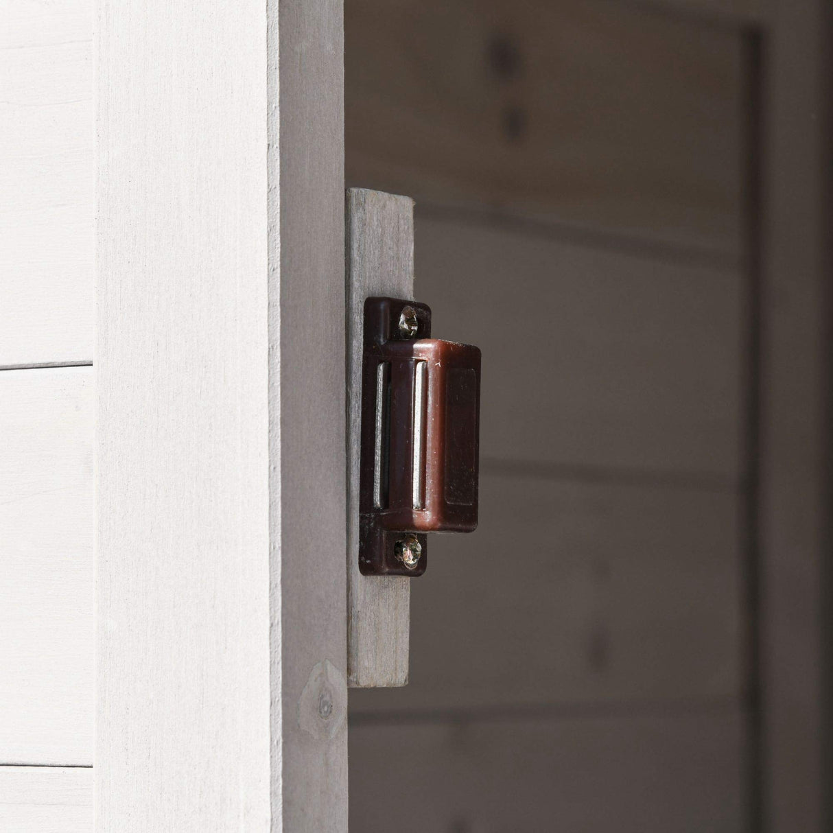 Outsunny 36" x 25" x 79" Wooden Storage Shed Cabinet, Outdoor Tool Shed Organizer with 4-Tier, 3 Shelves with Handle Tin Roof Magnetic Latch Foot Pad, Light Grey Outsunny