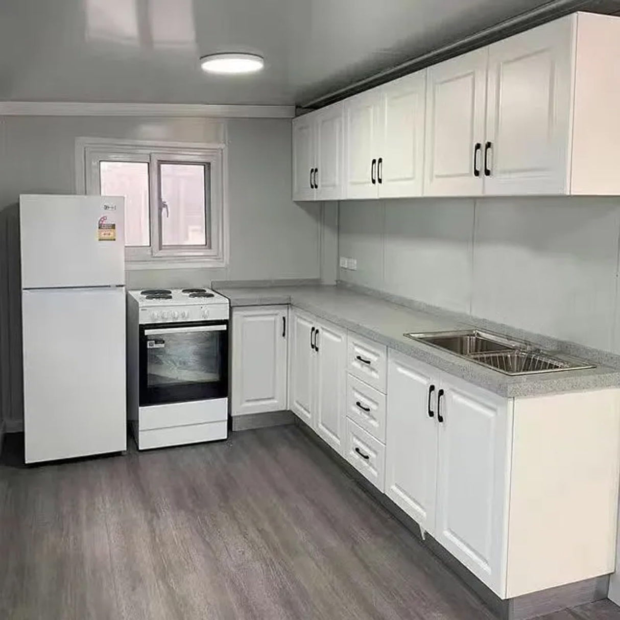 Modern Prefab Tiny Home Portable Container House Prefab Kit 20ft 30ft 40ft Optional 2/3/4 Bedroom Foldable Modular Home for Adult Living Generic