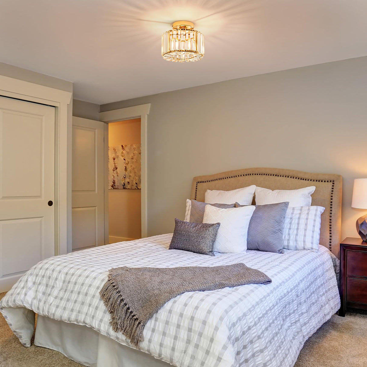 VONLUCE Crystal Ceiling Light Fixture, Semi Flush Mount Ceiling Light Modern Crystal Hallway Light, Gold Flush Mount Chandelier for Entryway Kitchen Bedroom Living Room Entryway VONLUCE