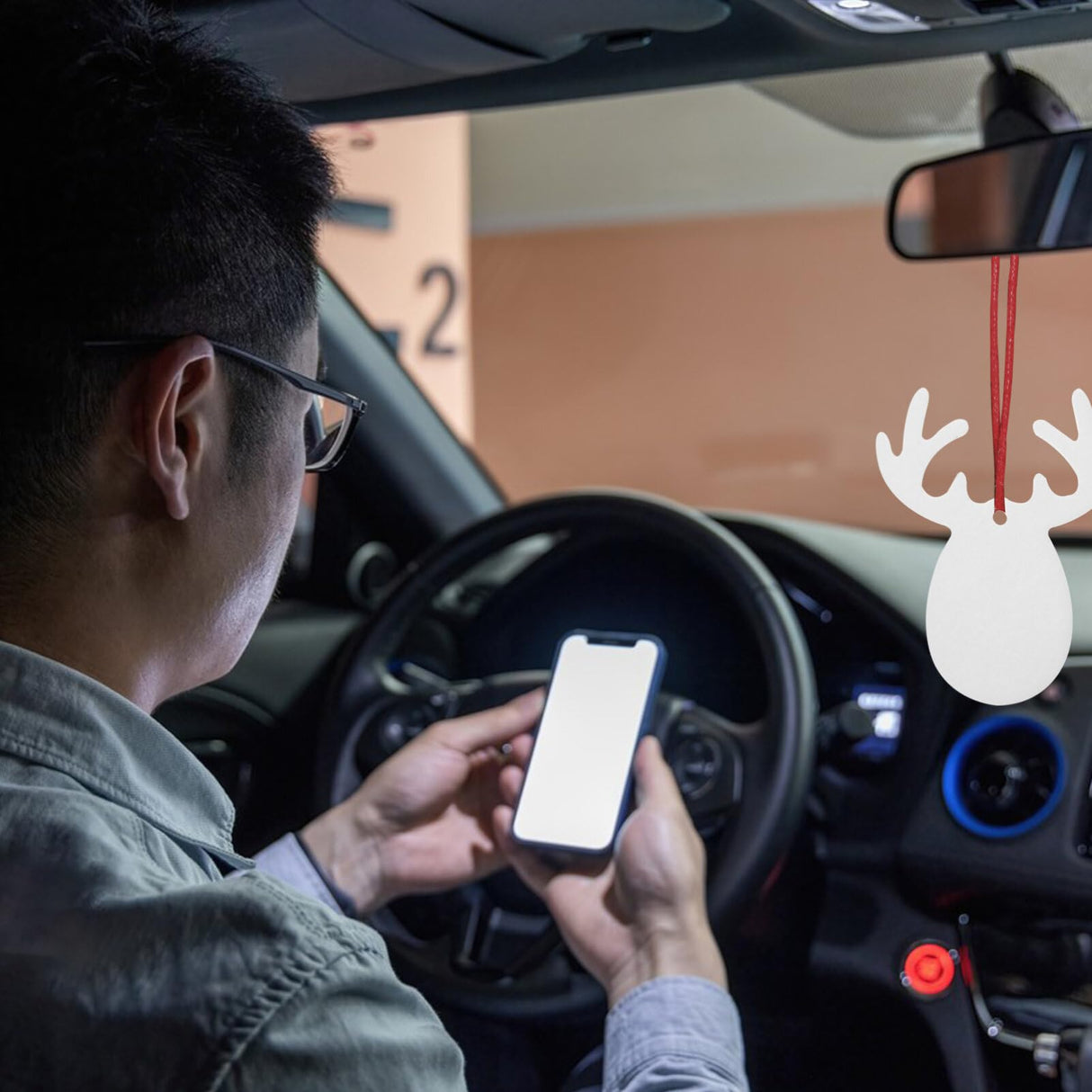 Baluue 8pcs Air Freshener Sublimation Blanks, Car Scented Hanging Sheets Car White Fragrant Blank Air Freshener Sheets Diy Auto Scented Sheets for Car Home Decor Baluue