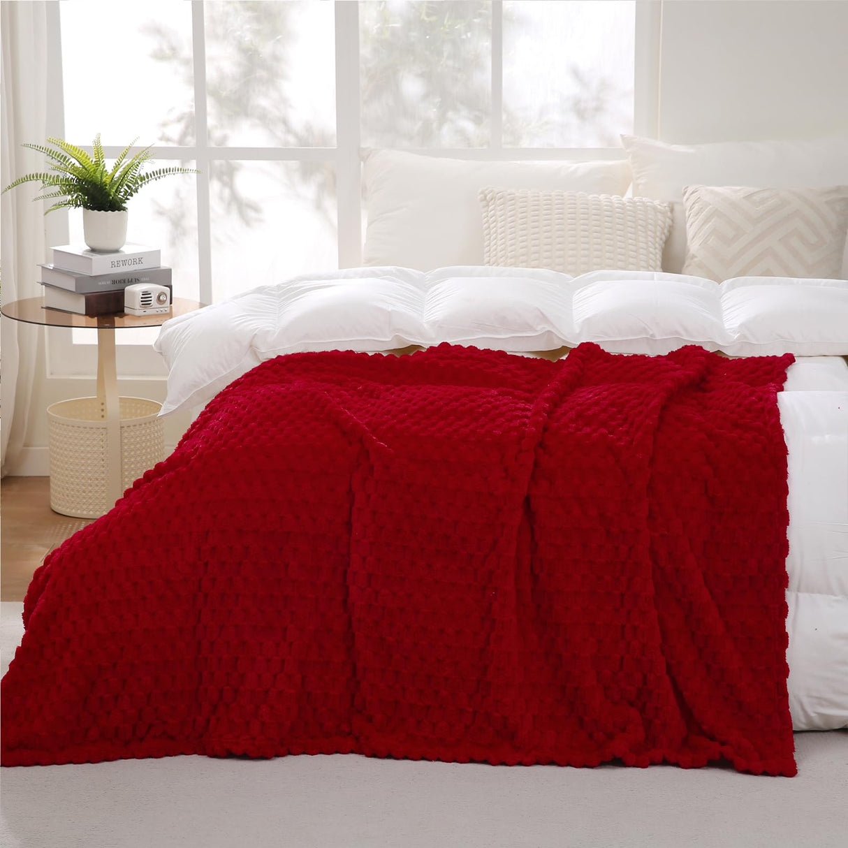 Red Throw Blanket 50"×60" inches Gifts for Mom Fuzzy 3D Jacquard Decorative Flannel Fleece Super Soft Plush Cozy Blanket for Couch Sofa Chair Lightweight Puncuntex