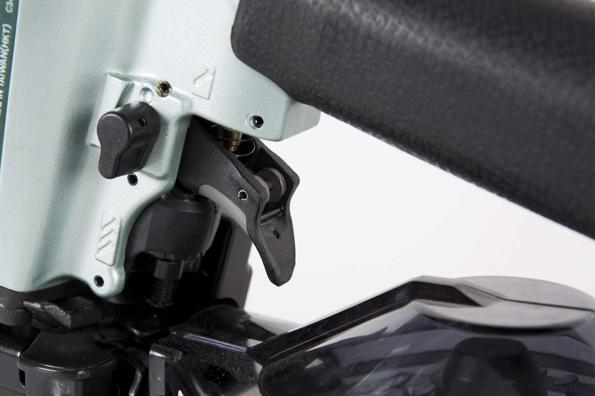 Metabo HPT Coil Siding Nailer, 1-1/2 inch to 2-1/2 inch Siding Nails, Side load, Tilt Bottom Magazine (NV65AH2) Metabo HPT