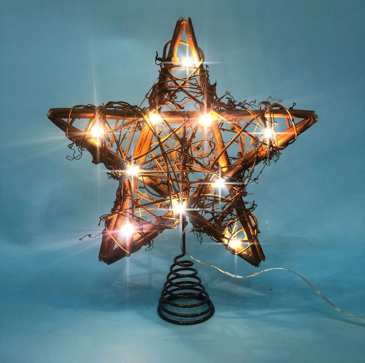 Christmas Tree Topper Farmhouse Christmas Decor Christmas Tree Decorations Rattan Natural Christmas Tree Star with 10 Warm LED Lights for Rustic Christmas Ornaments Holiday Seasonal Decoration 10 Inch LAWOHO
