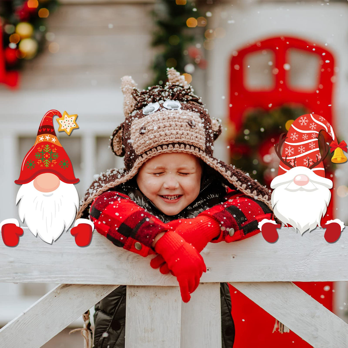 4 Pcs Christmas Fence Peeker Decoration Garden Yard Decorations Xmas Outdoor Garden Fence Sign Ornament Christmas Peeker Art for Holiday Patio Home Decor(Novel Style) Amyhill