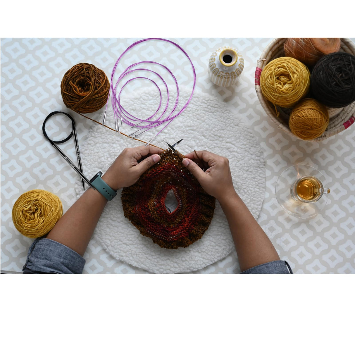 Svartur Interchangeable Circular Knitting Needles Set, with Assorted Circular Knitting Needles and Cables, Accessories and Case, 9 Pairs Svartur