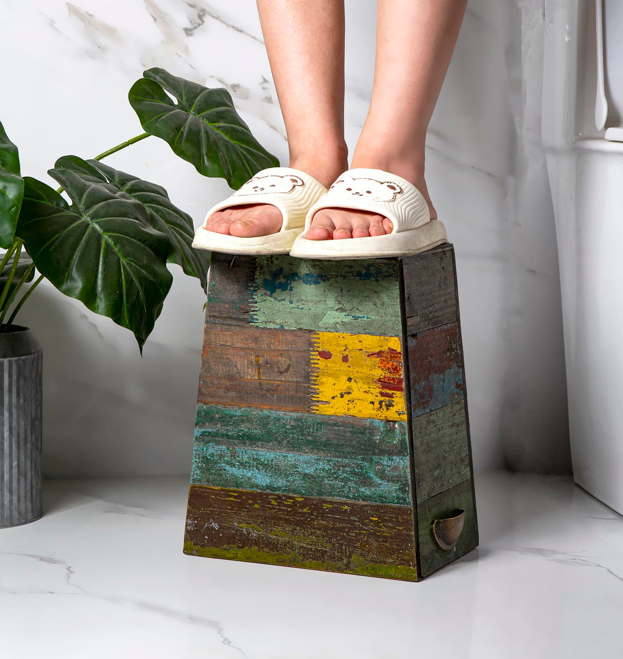 TIMRIS Small Wood Trash Can Wastebasket, Farmhouse Rectangular Garbage Can Waste Basket, Rustic Distressed Boho Wooden Trash Recycling Bin with Metal Handles, Reclaimed Wood Storage Basket (Random) TIMRIS