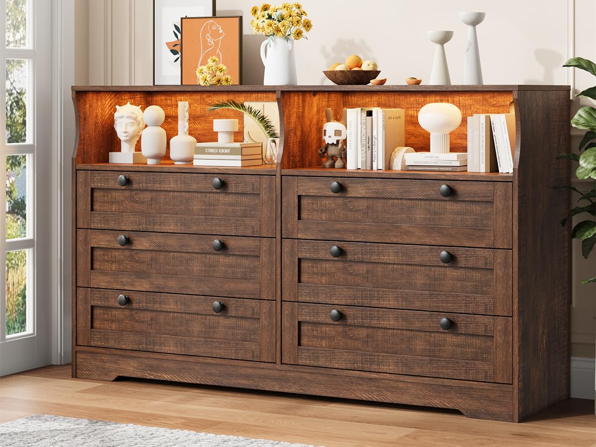 Dresser for Bedroom with 6 Drawers, Large Wooden Bedroom Dressers with Power Outlet and Led Lights, 55 Inch Wide TV Dresser, Wood Modern 6 Drawers Dressers & Chests of Drawers for Room (Rustic Brown) Patikuin