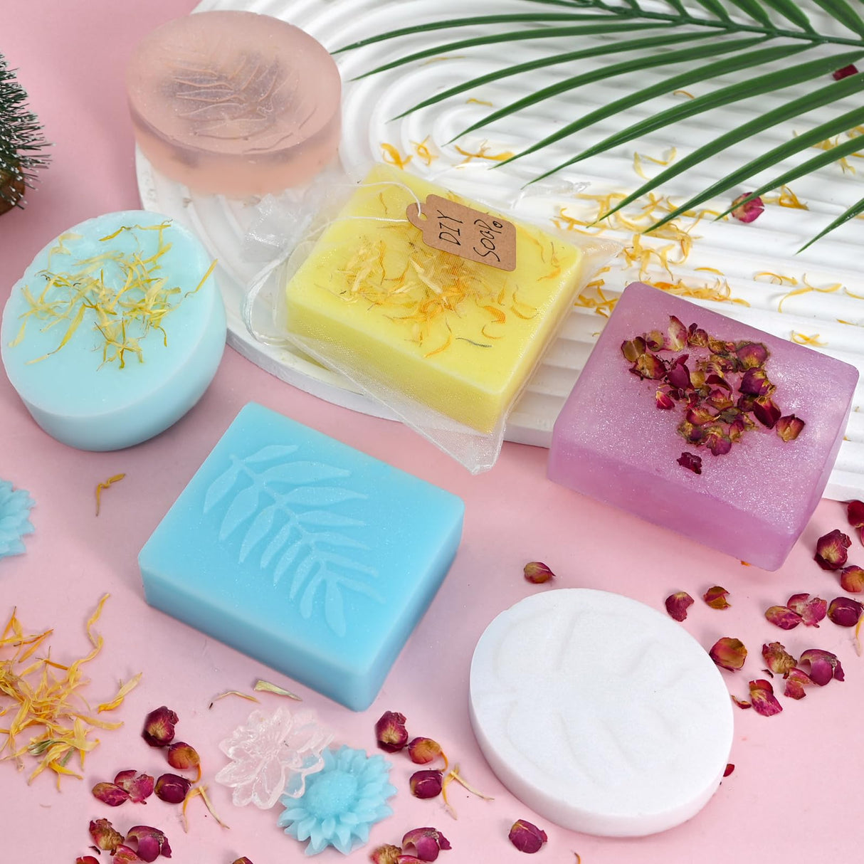 Jcoos Soap Making Kit, Soap Making Kit for Adults Kids, Make Your Own Soap Making Supplies, Soap Base, Soap Mold, Dried Flowers, Soap Dye, Scents Crafts for Girls, Christmas Gifts Jcoos