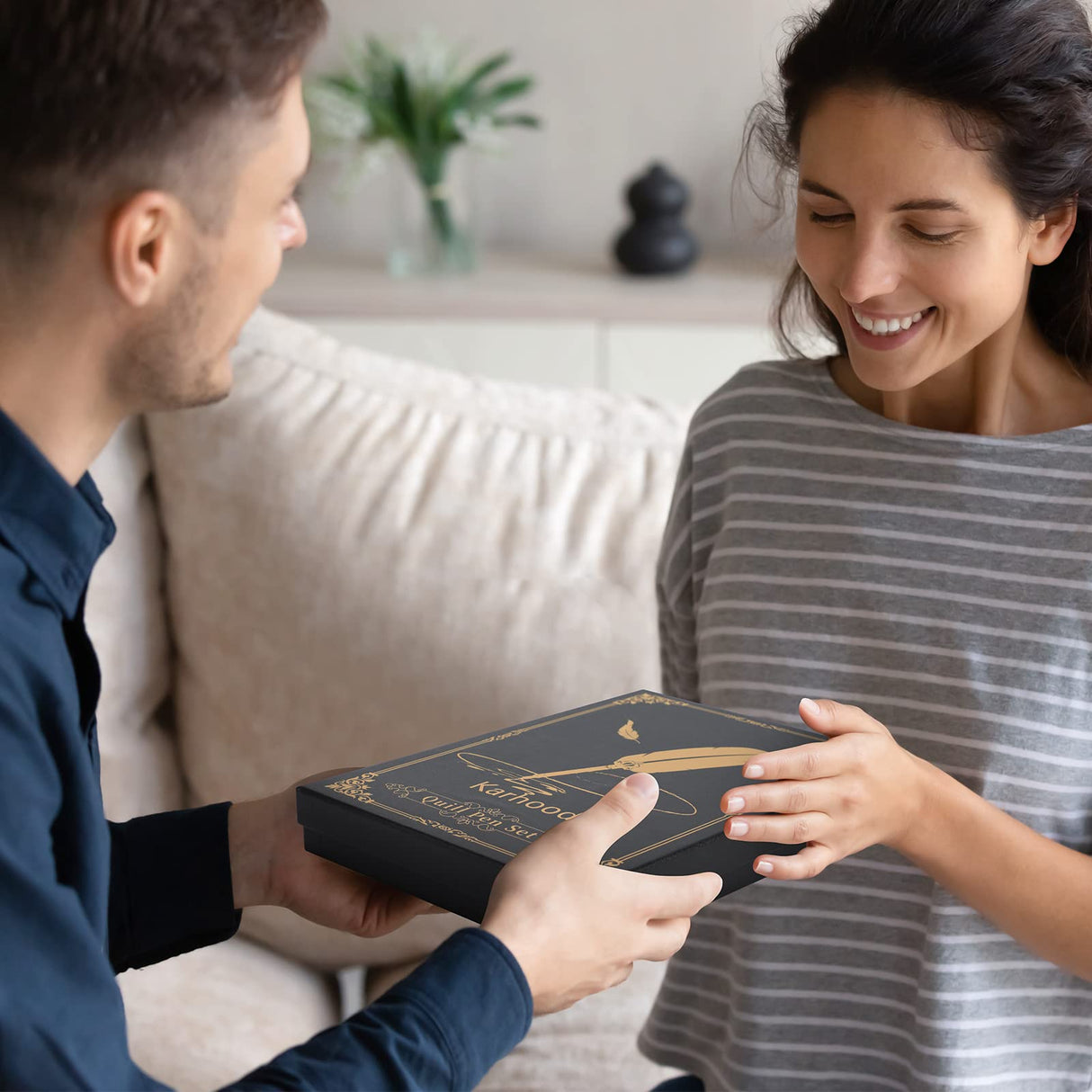 Karhood Quill Pen and Ink Set - Feather Calligraphy Dip Pen with Wax Seal Stamp Kit and 5 Nibs (Red) Karhood