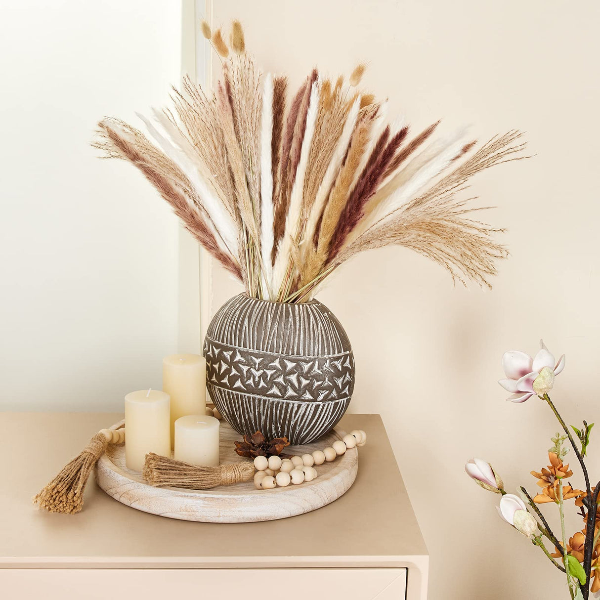 Yangbaga 11.8In Wooden Decorative Serving Tray Coffee Table Tray, Rustic Round-Ottoman Centerpiece Candle Holder Trays,Whitewashed Tray Decor for Farmhouse Kitchen Decor&Table Decor&Dining Room Table Yangbaga