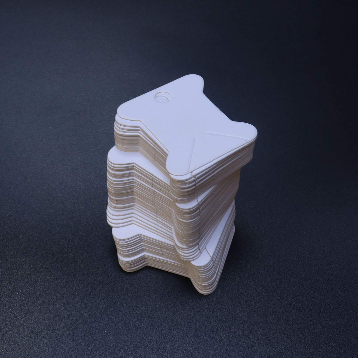 Embroidery Floss Bobbins-Paper Cross Stitch Embroidery Thread Organizer Cardboard -Floss Bobbins- Crafts Floss Bobbins -165 Thread Bobbin Cards (White) MOYYON