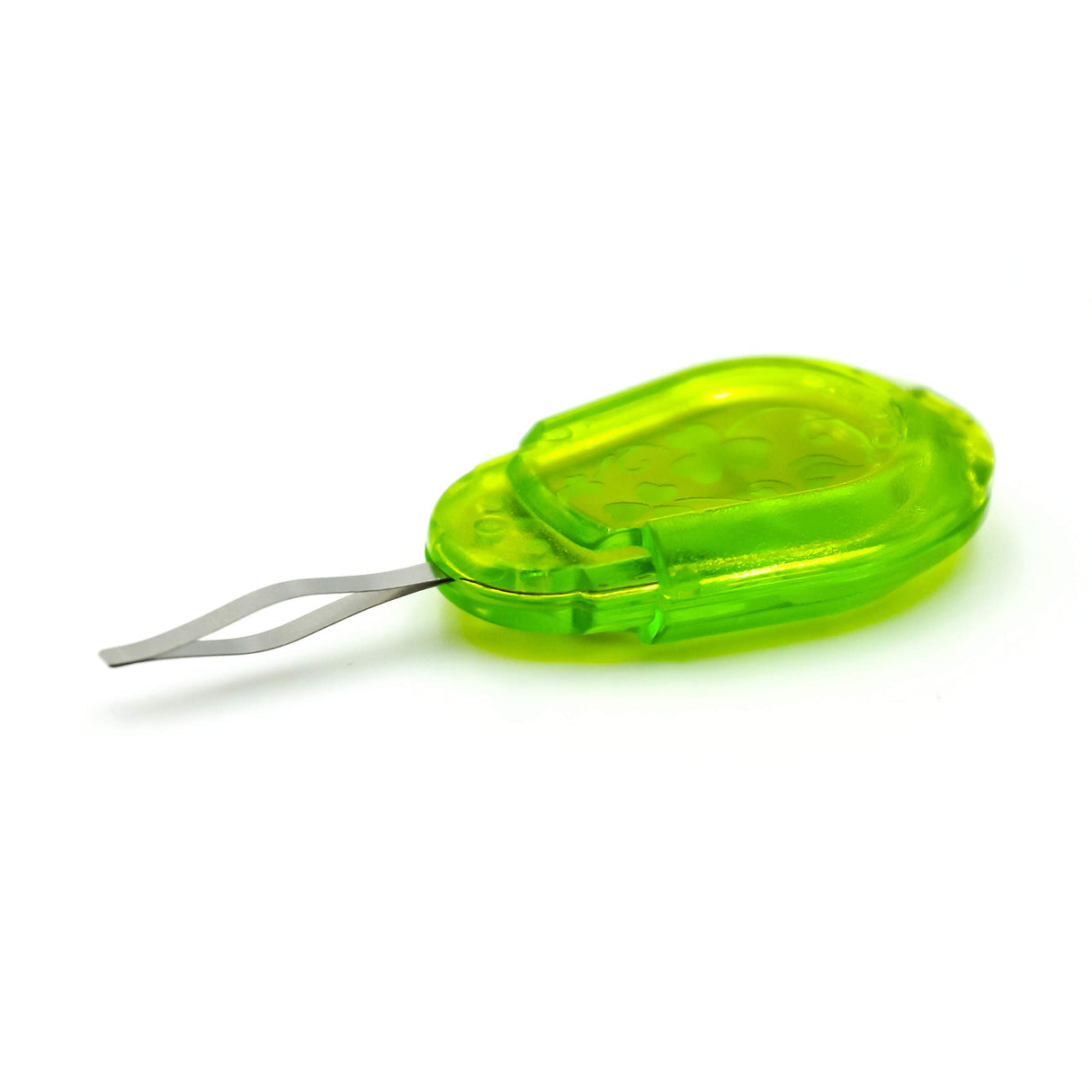 Clover 8611 Needle Threader for Embroidery Needles-Apple Green Clover