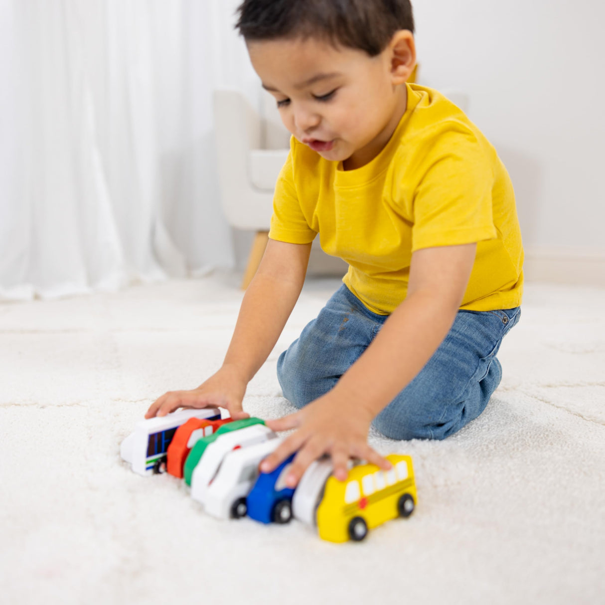 Melissa & Doug Town Vehicles Set in Wooden Tray (9 pcs) Melissa & Doug