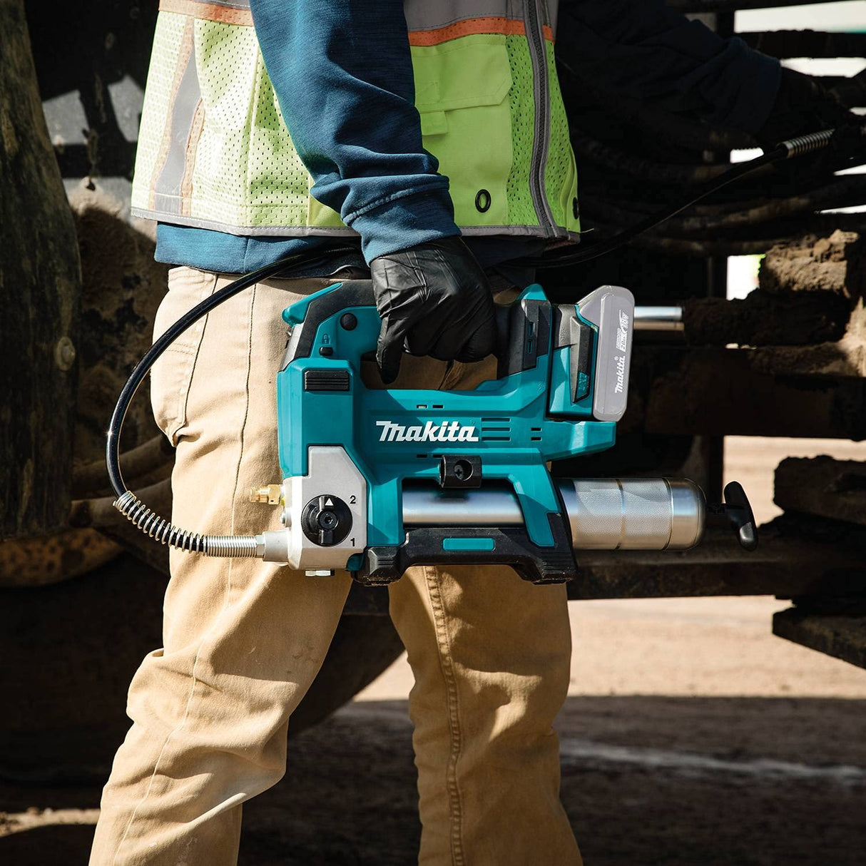 Makita XPG01Z 18V LXT® Lithium-Ion Grease Gun, Tool Only Makita