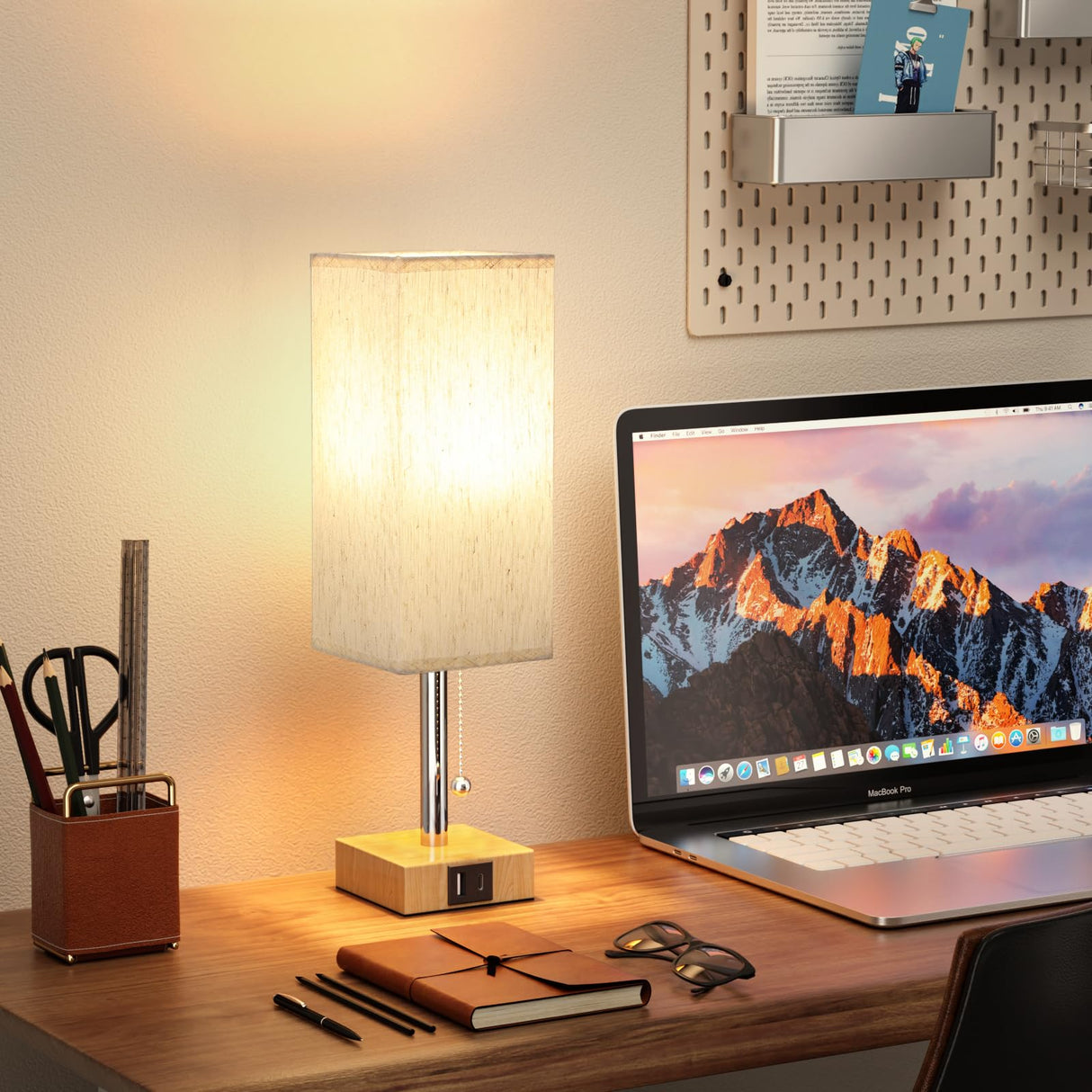 Wood Grain Bedside Table Lamps Set of 2 - Bedroom Lamps with 3 Color Temperatures (3000K/5000K/4000K), Two Square Nightstand Lamps with USB C + A Charging Ports, Pull Chain Small Night Light aooshine