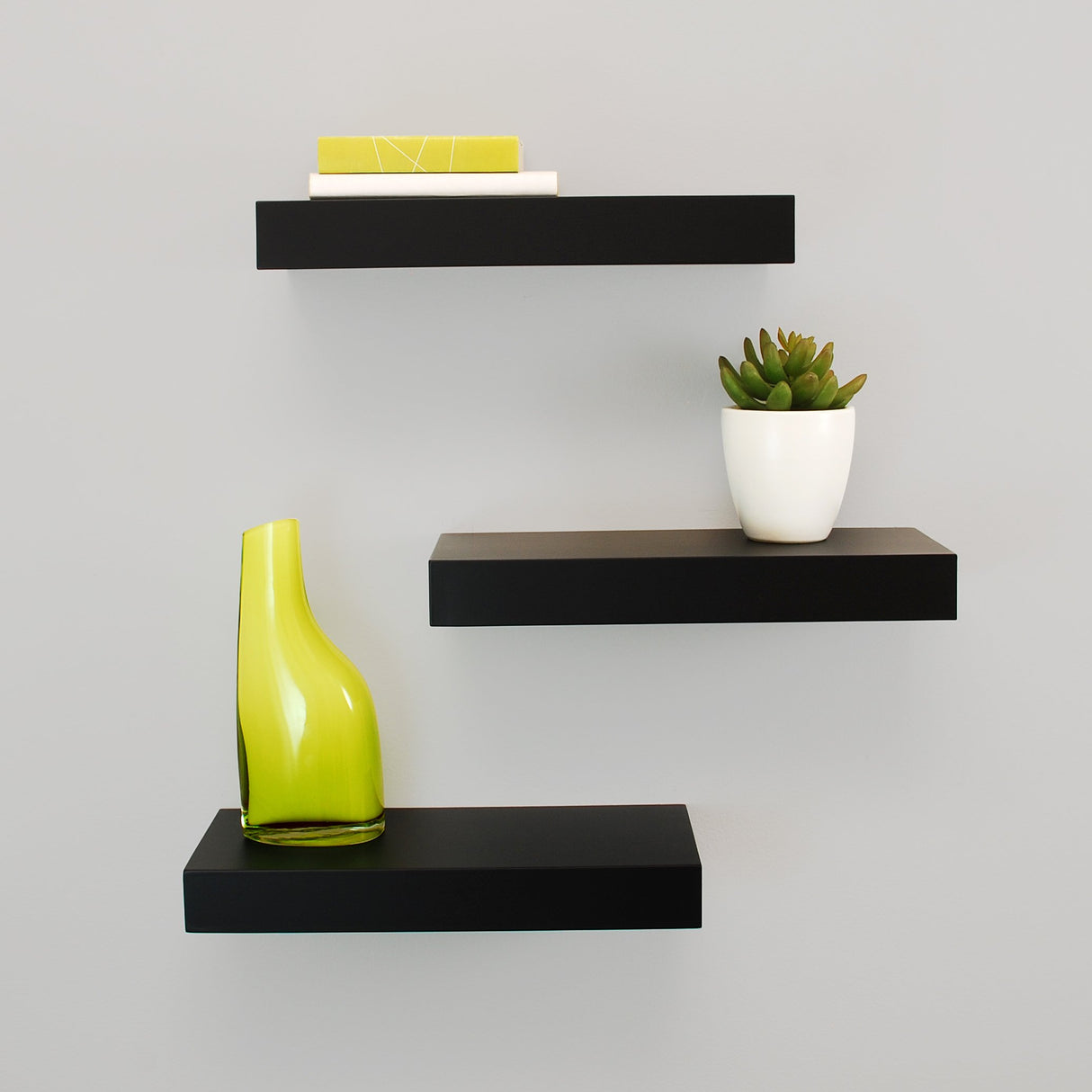 Kiera Grace Modern Floating-Shelves, Pack of 3, Black, 3 Count Kiera Grace