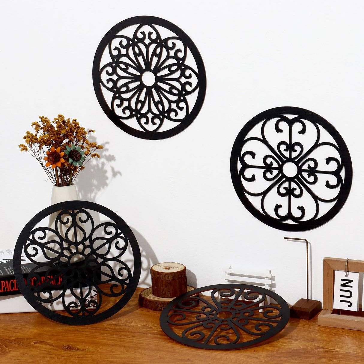 Zzbakress 4 Pcs Wooden Grainy Rustic Wall Art Farmhouse Wall Decor Wooden Exquisite Hollow Pattern Wall Decor Elegant Round Wall Art for Living Room Dinner Room Kitchen Bedroom Hallway (Black, Rustic) Zzbakress