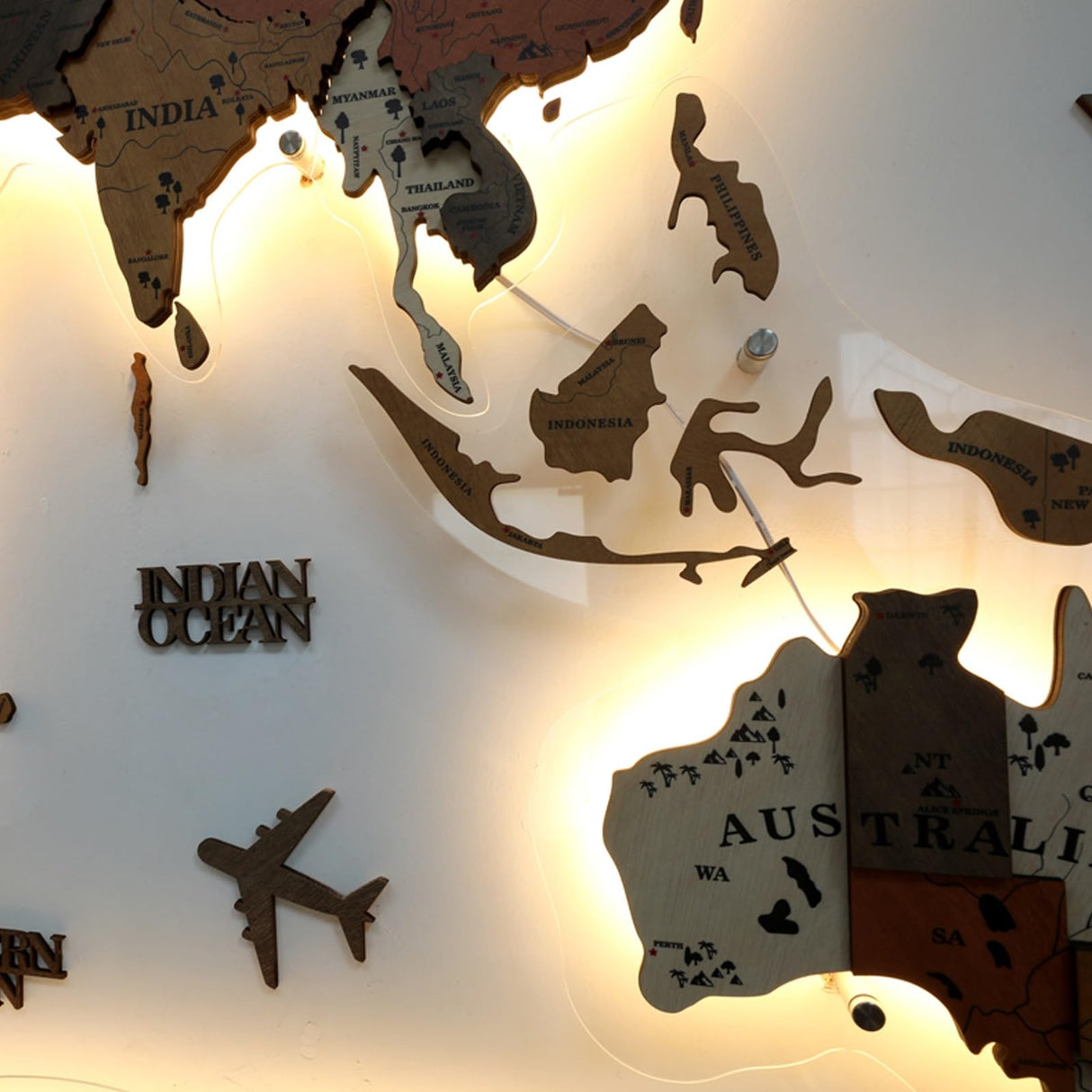 TUPAFJU 3D LED Wood+Acrylic World Map Wall,Extra Large Size 59/79/98/118in,3D Wall Art Décor,Art Modern Home Decor Gifts LED Lighting Wall Decor,Living Room Hanging Mural(A,Small) TUPAFJU