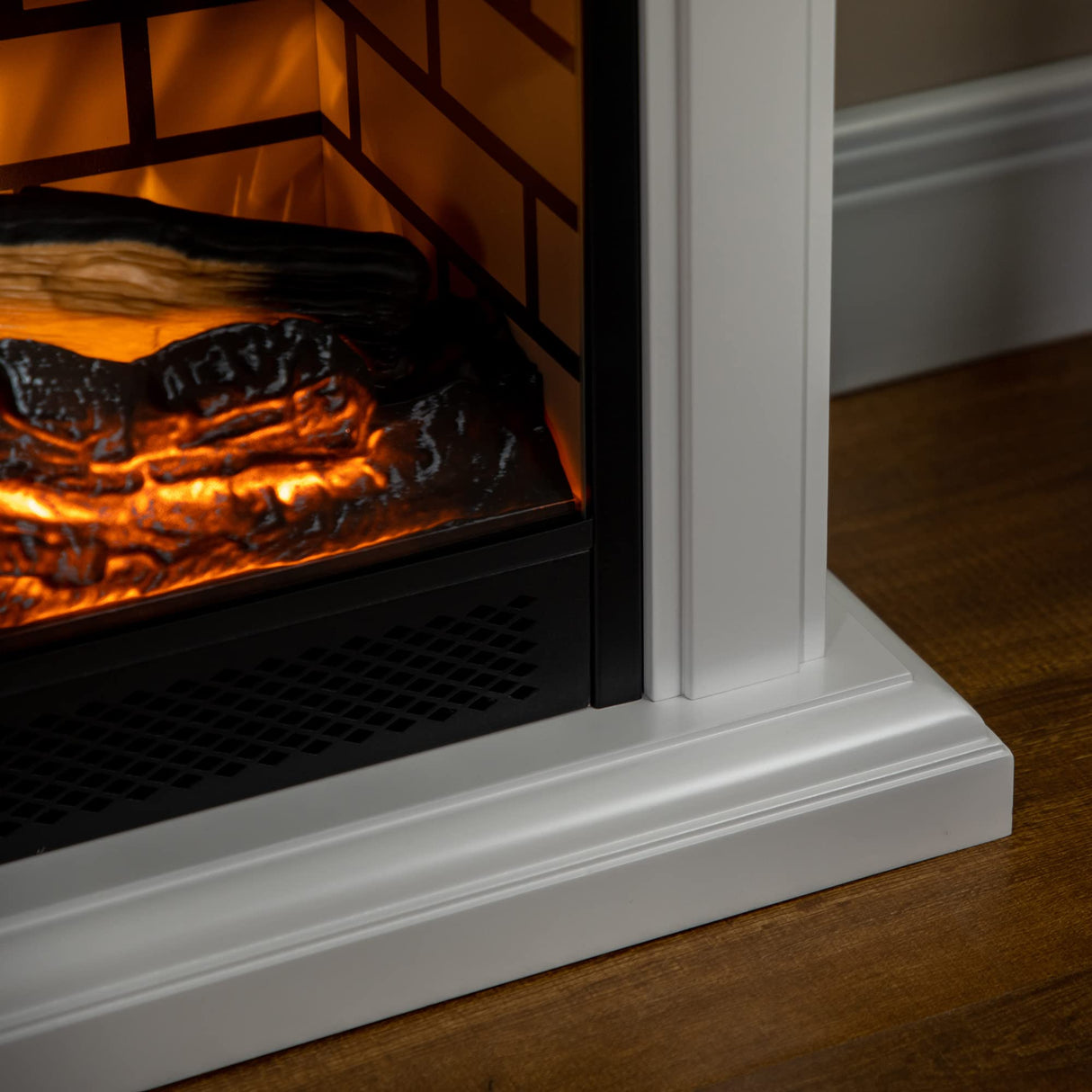 HOMCOM 31" Electric Fireplace with Dimmable Flame Effect and Mantel, Freestanding Space Heater with Log Hearth and Remote Control, 1400W, White HOMCOM