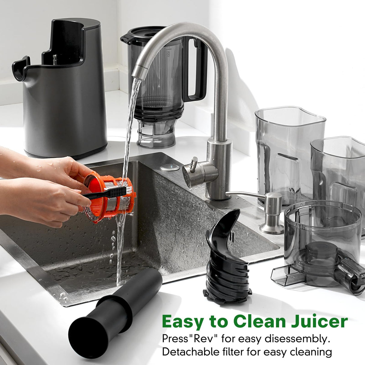 Cold Press Juicer, Masticating Juicer with 5.4" Wide Feed Chute, 350w Slow Juicer Machines Fit Whole Vegetables and Fruits,Juice Extractor Machine with High Juice Yield, Easy to Clean(Black) LQZ
