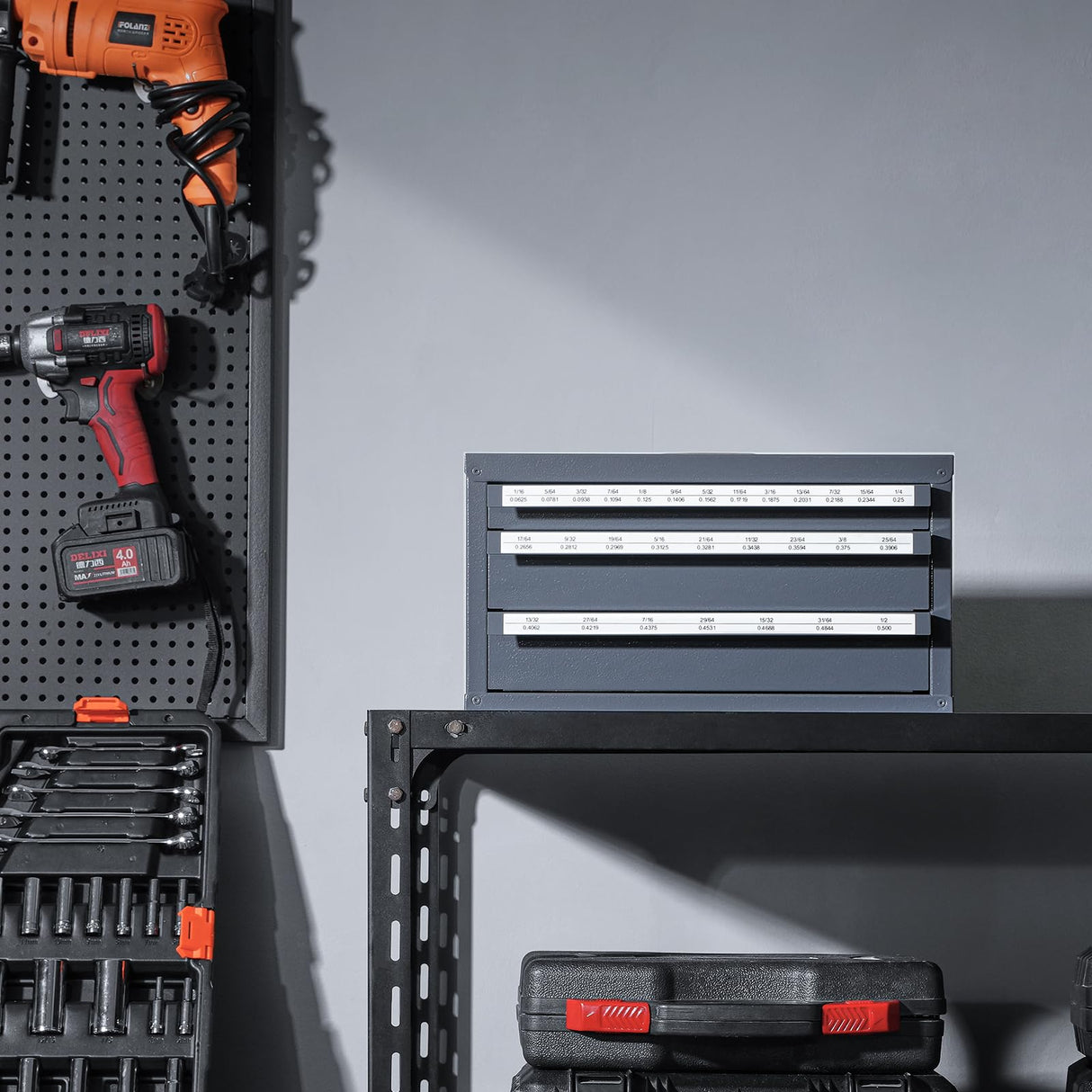 VEVOR Drill Bit Dispenser Cabinet, Three-Drawer Drill Bit Dispenser, Drill Bit Organizer Cabinet, Drill Dispenser Organizer Cabinet for Jobber Length Fractional Size 1/16" to 1/2" in 1/64" Increments VEVOR